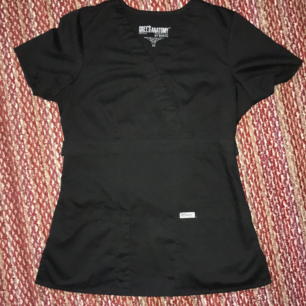 Grey’s Anatomy black scrub top XS